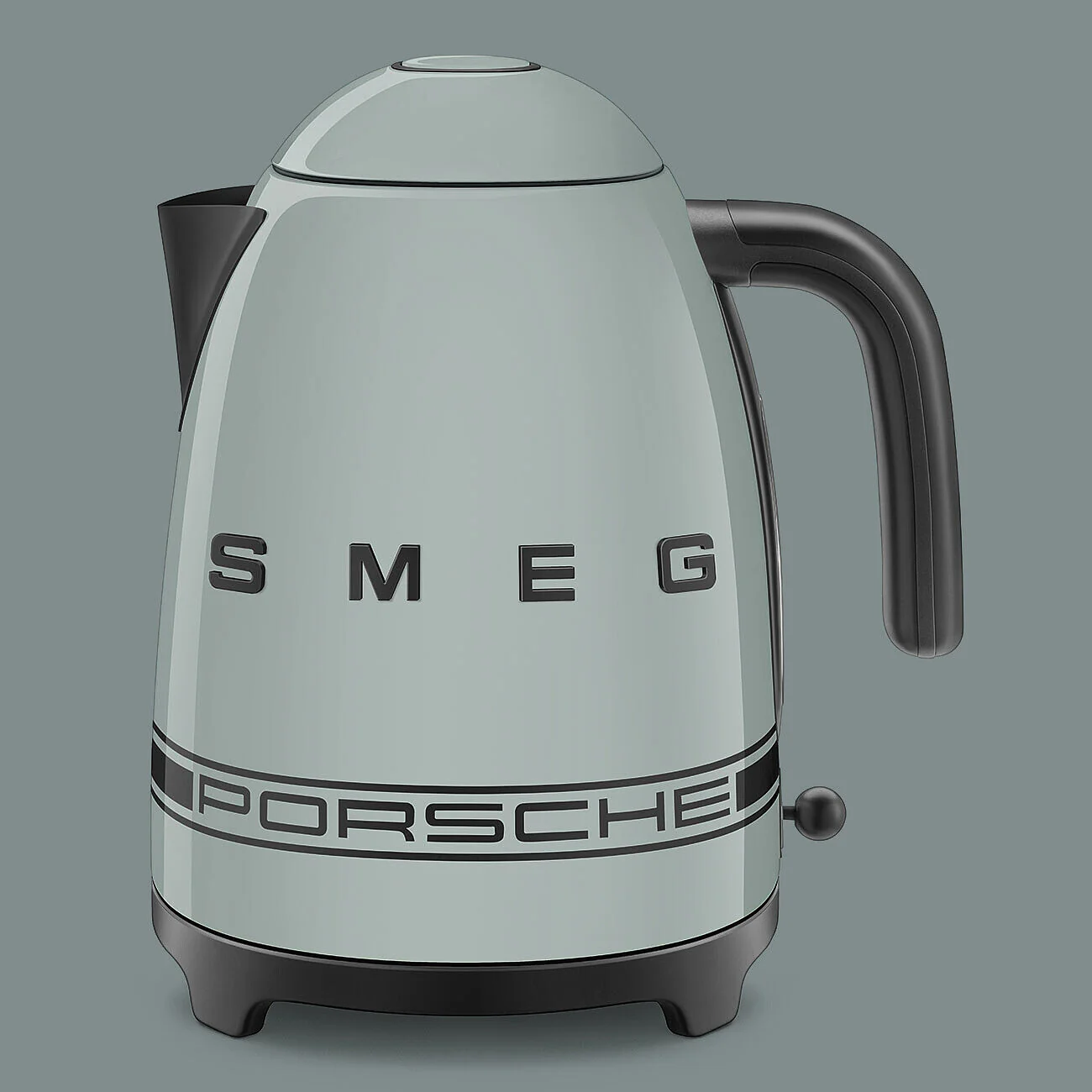 Kettle in Porsche Shade Green - Image 4